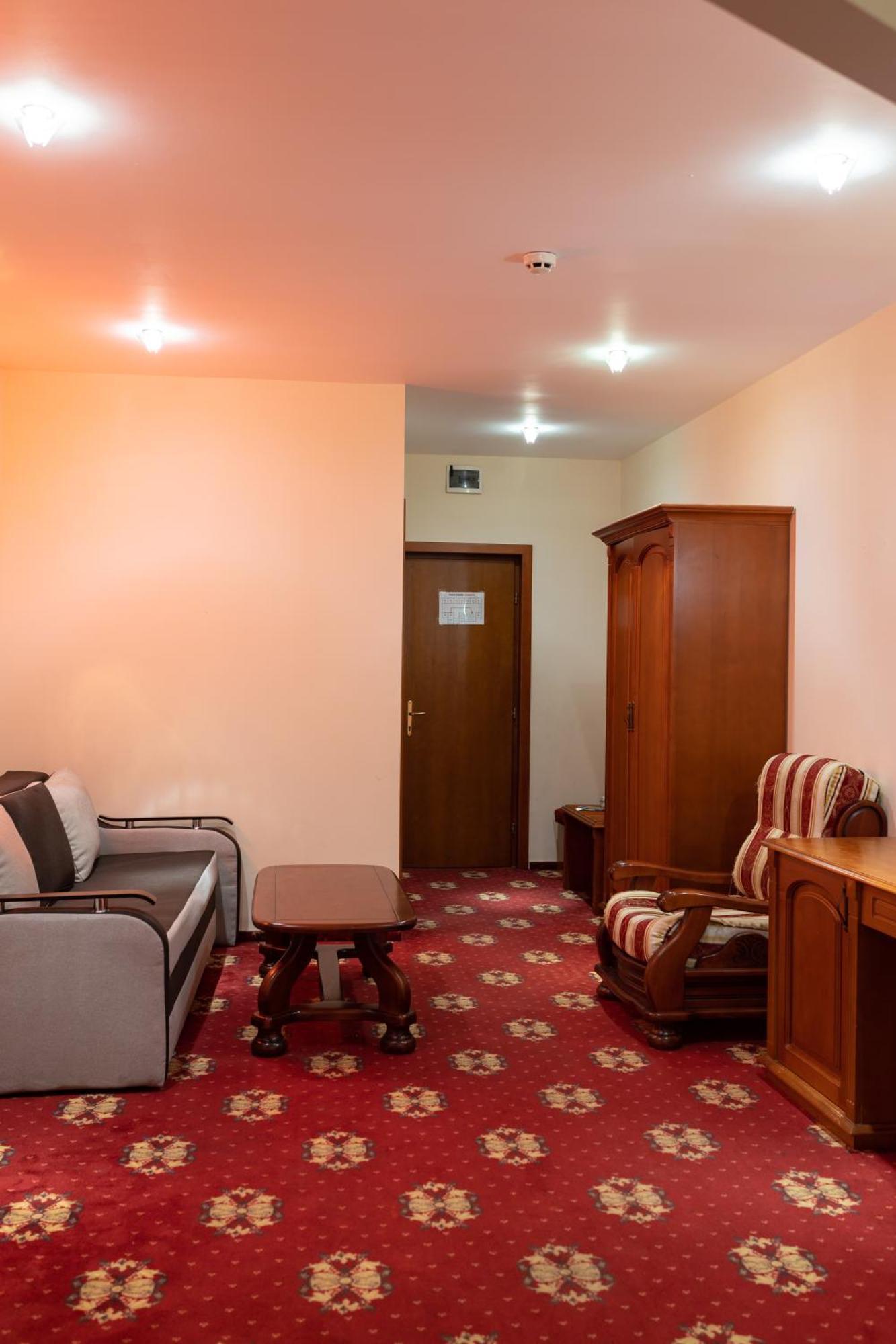Hotel Coral Máréfalva Kültér fotó