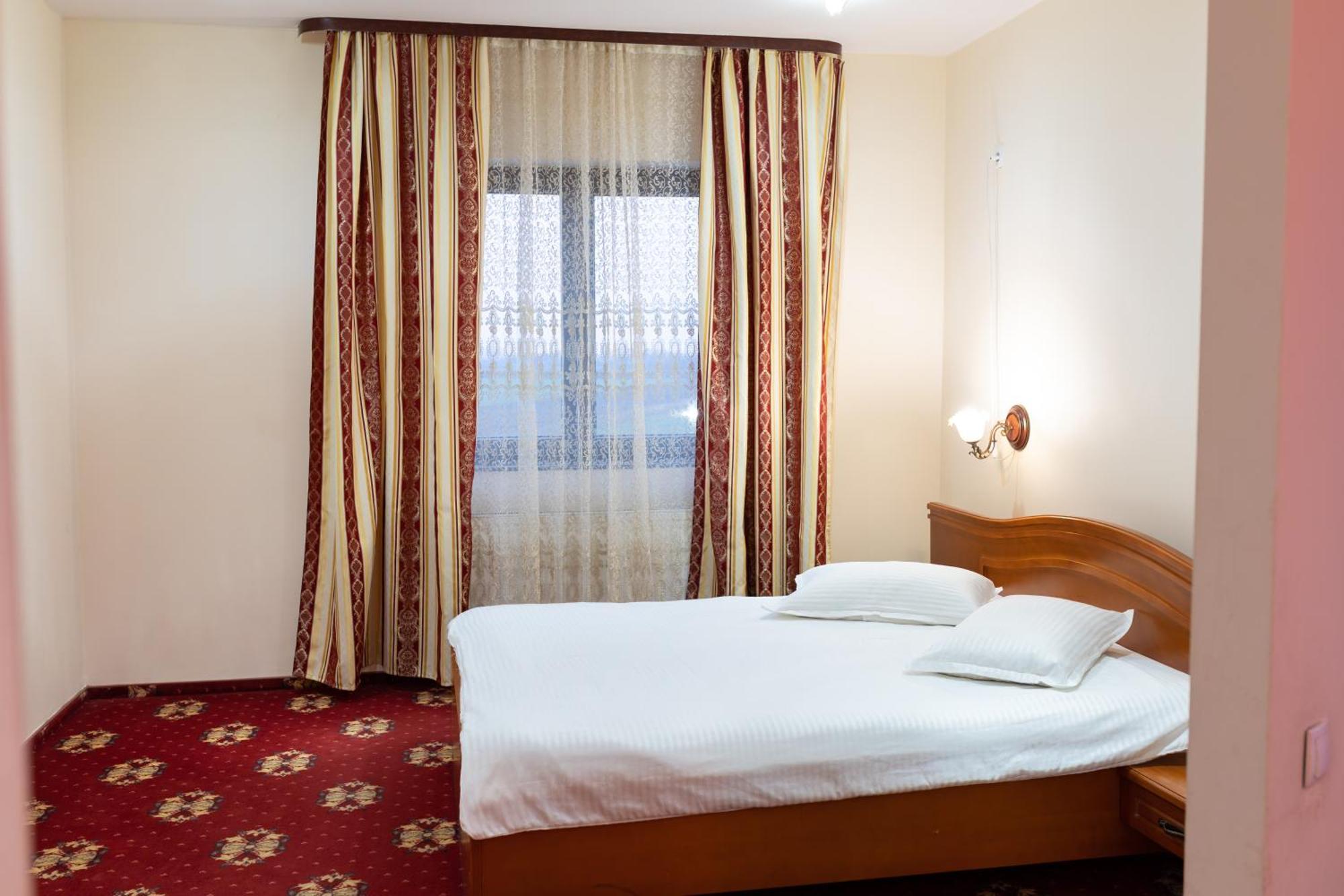 Hotel Coral Máréfalva Kültér fotó