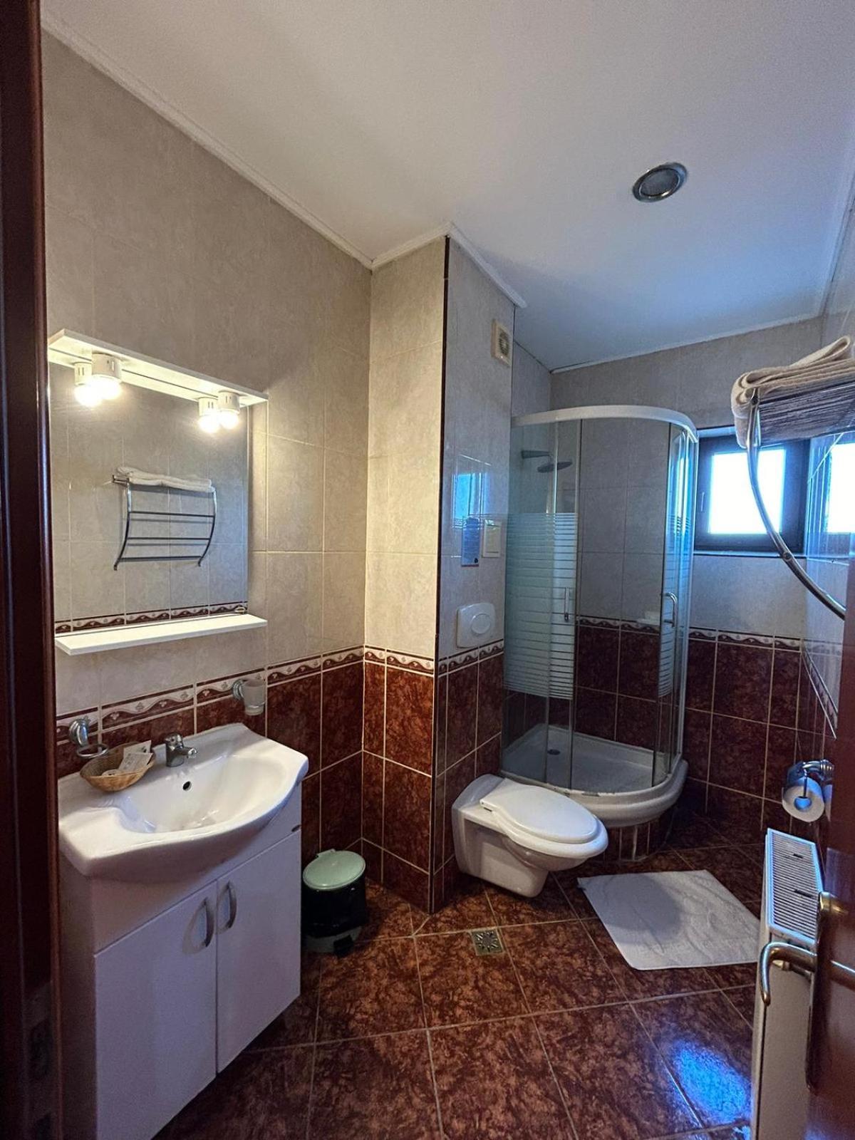 Hotel Coral Máréfalva Kültér fotó