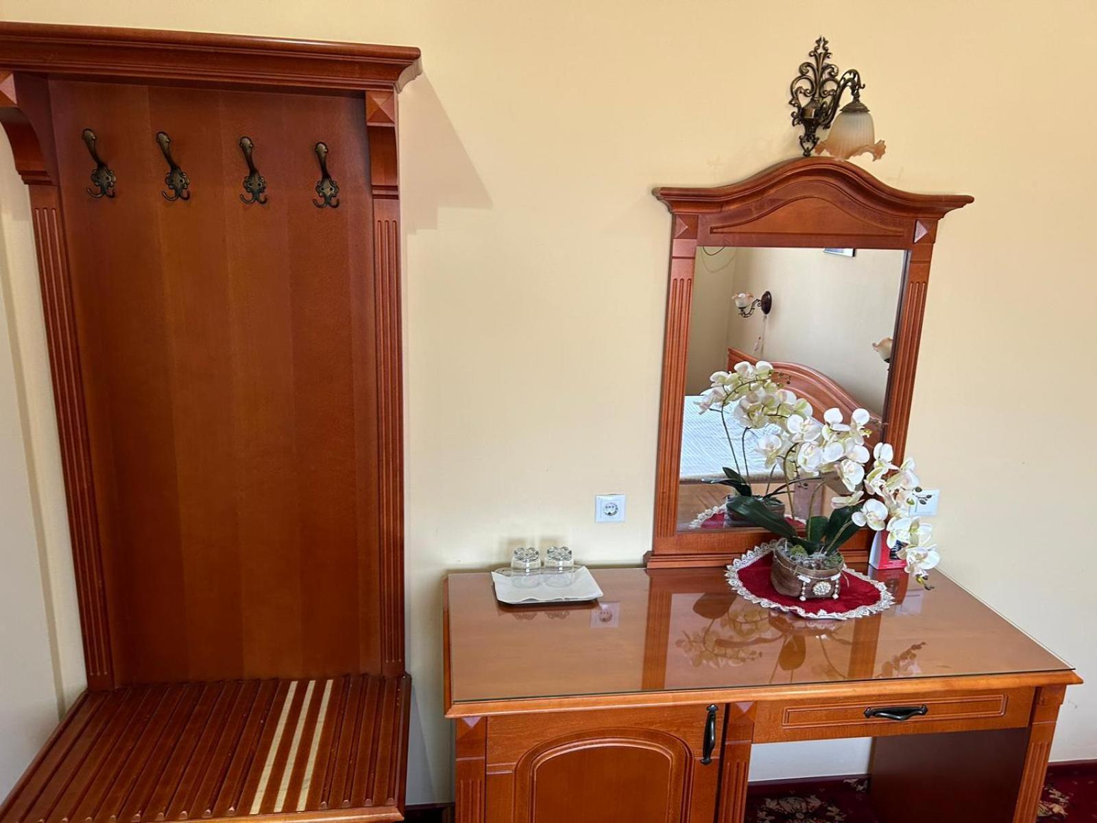 Hotel Coral Máréfalva Kültér fotó
