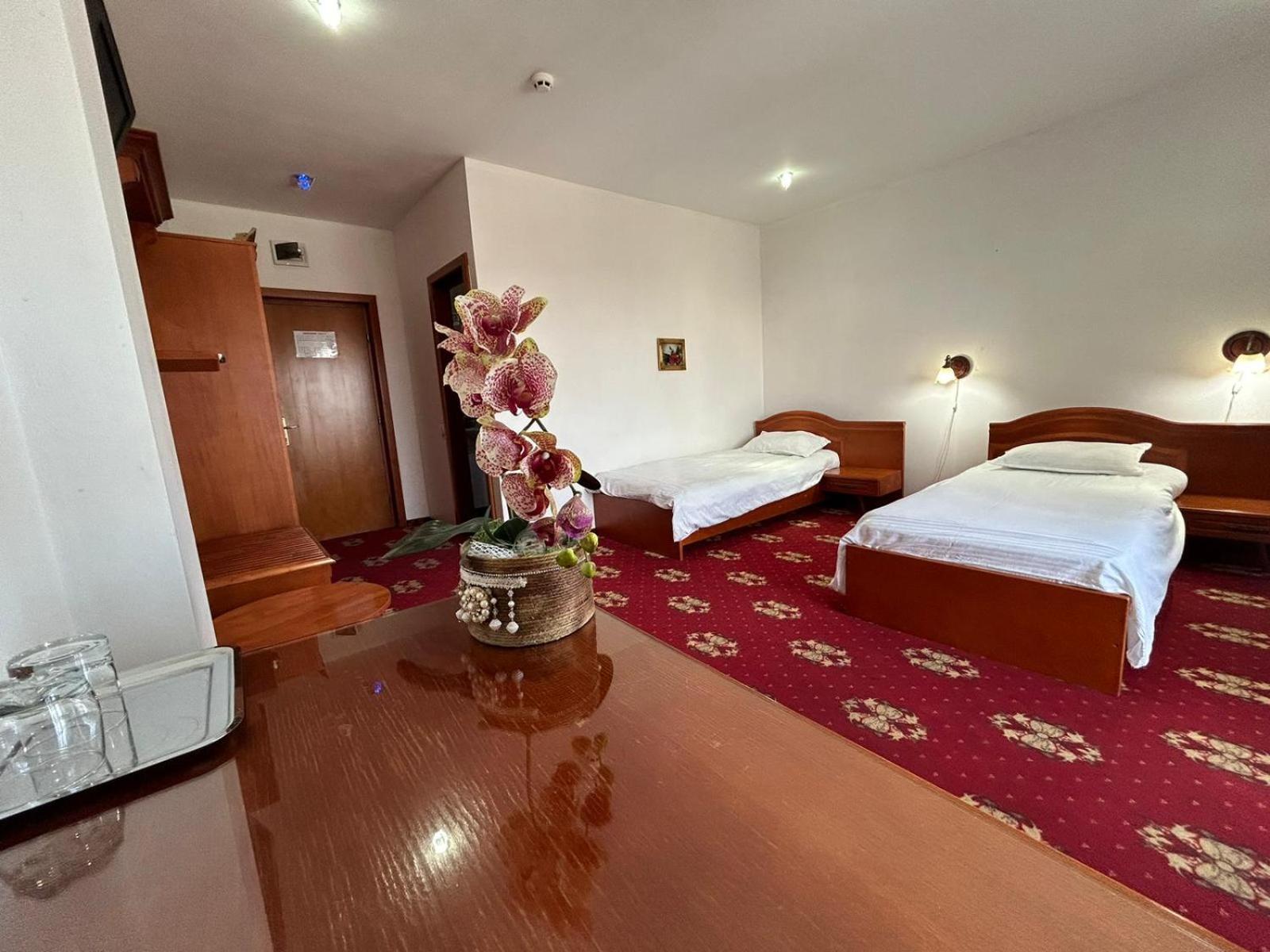 Hotel Coral Máréfalva Kültér fotó