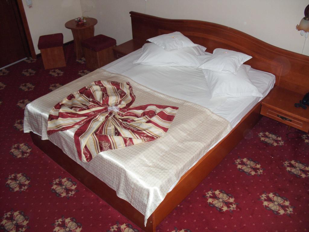 Hotel Coral Máréfalva Kültér fotó