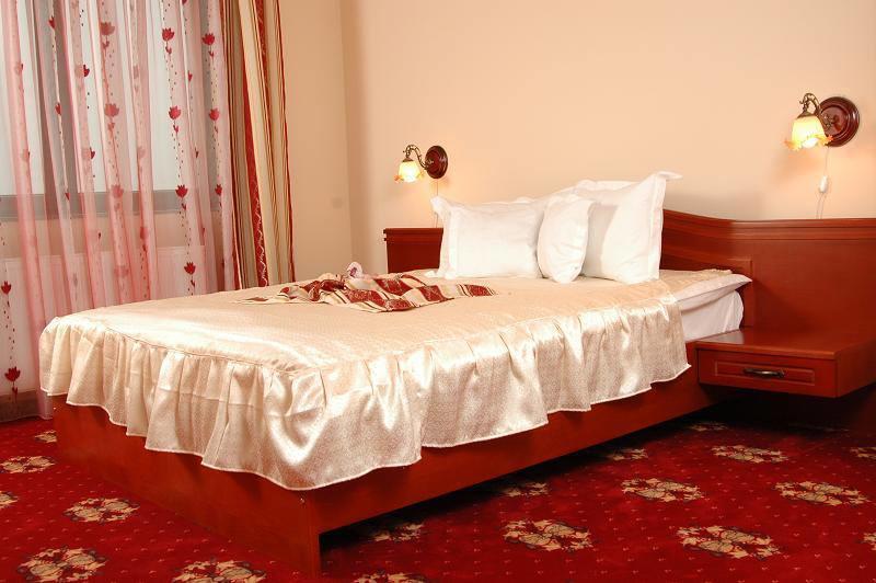 Hotel Coral Máréfalva Kültér fotó